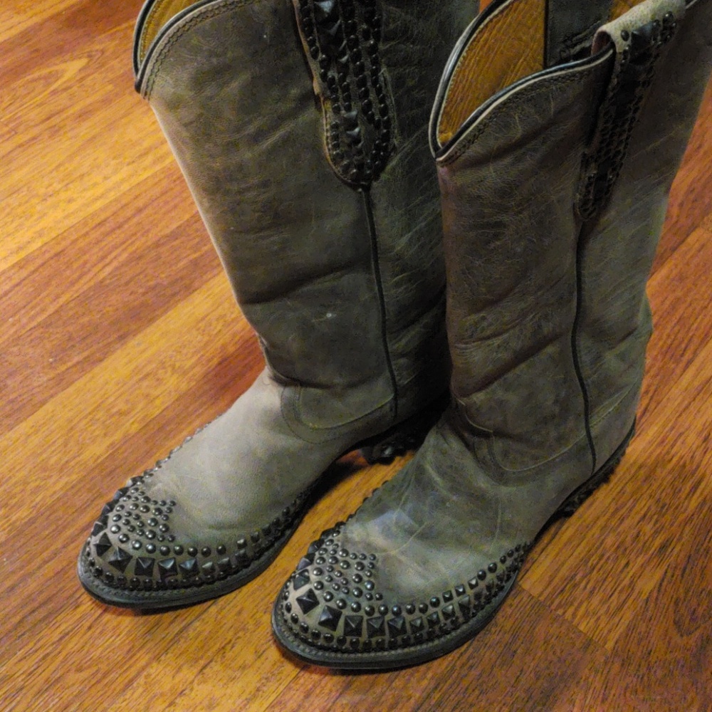 Lucchesi boots